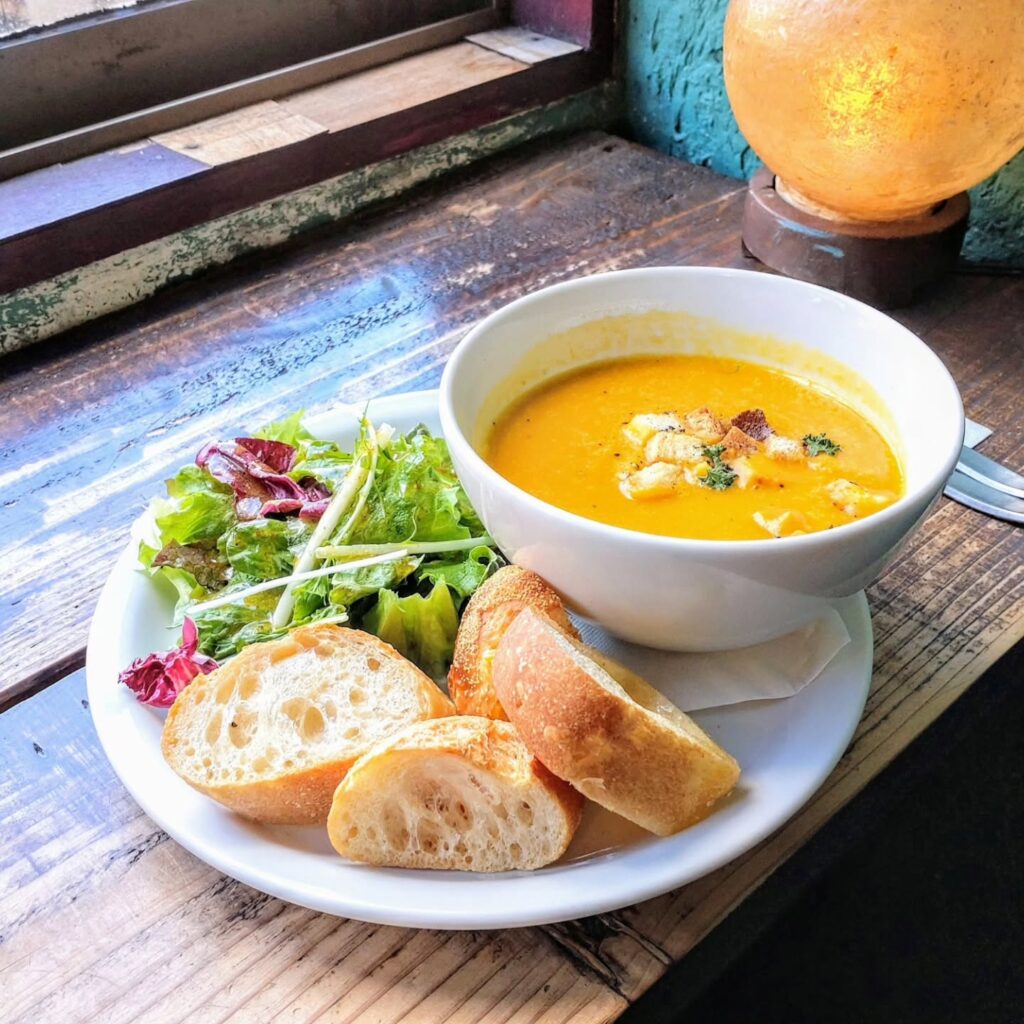 カフェ コチのカボチャのポタージュ