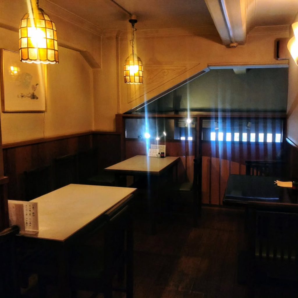 柳庵の店内