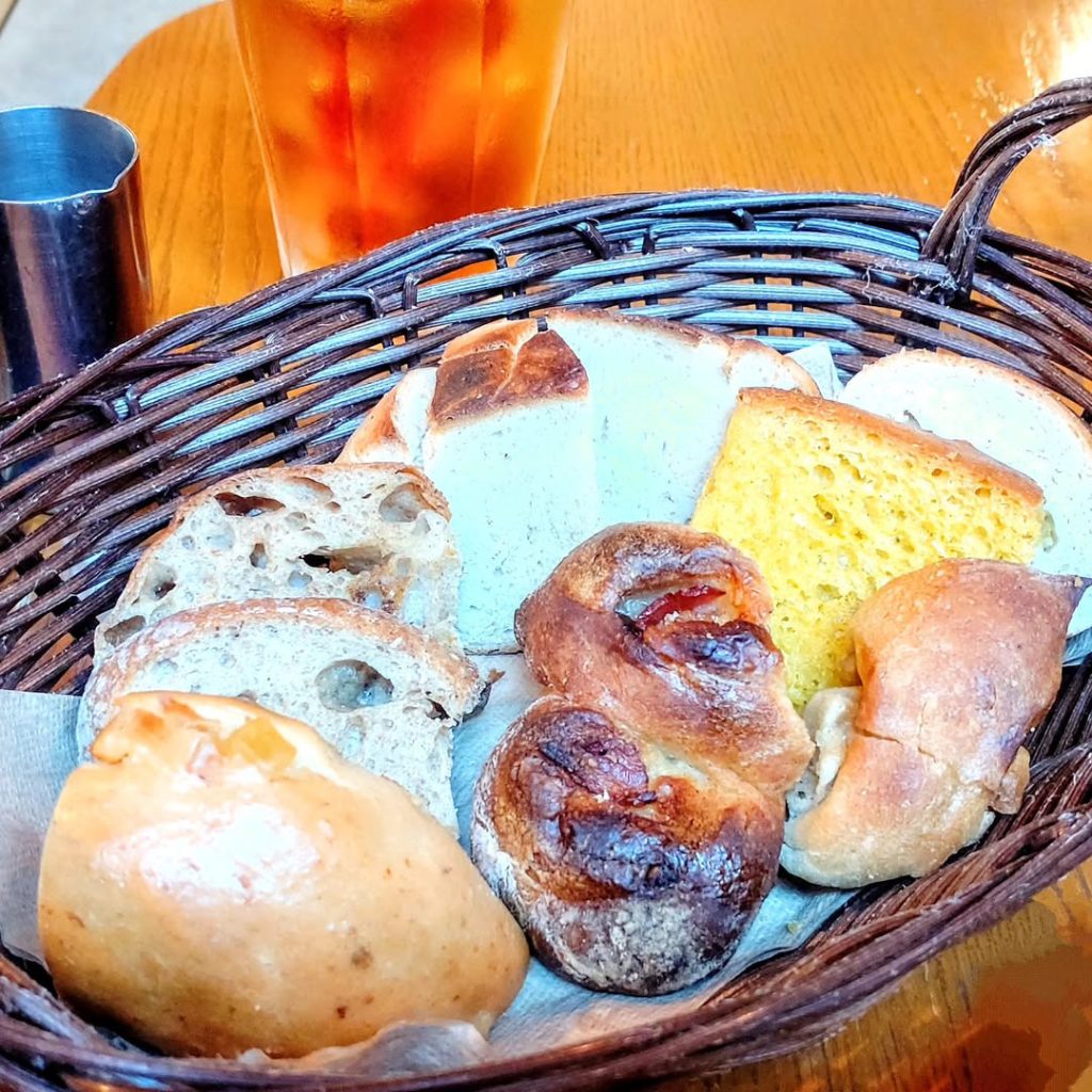 ブーガルーカフェ 寺町店のパン