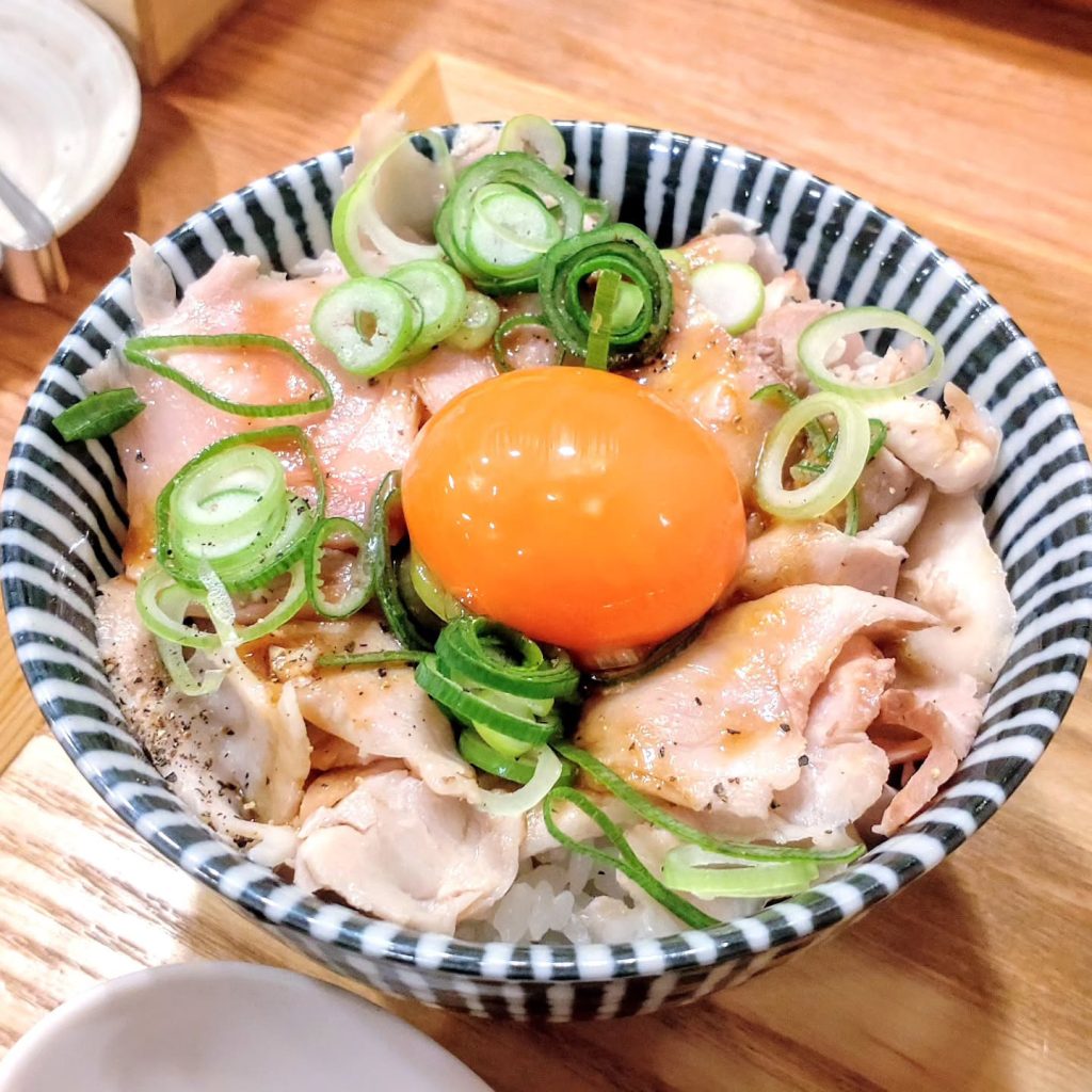 中華そば らんたんのチャーシュー丼