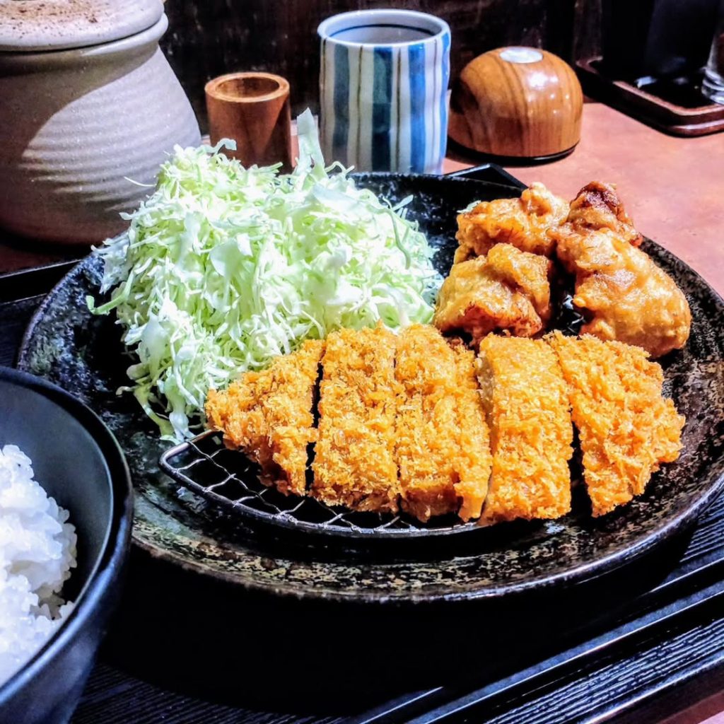 かつ丼 玄のトンカツと唐揚げ