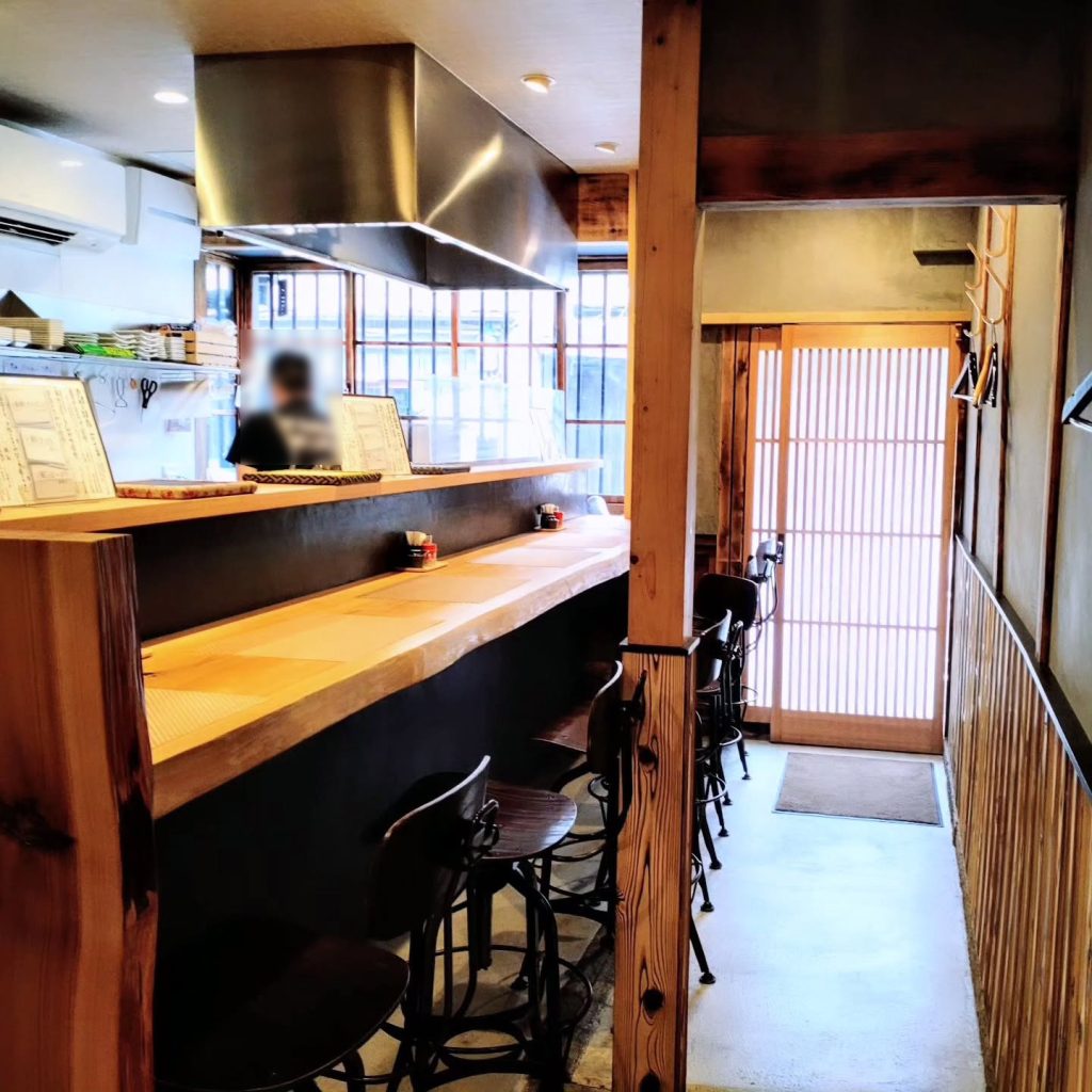 京都 梅しんの店内