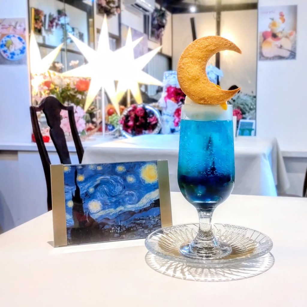 sui東山のクリームソーダ