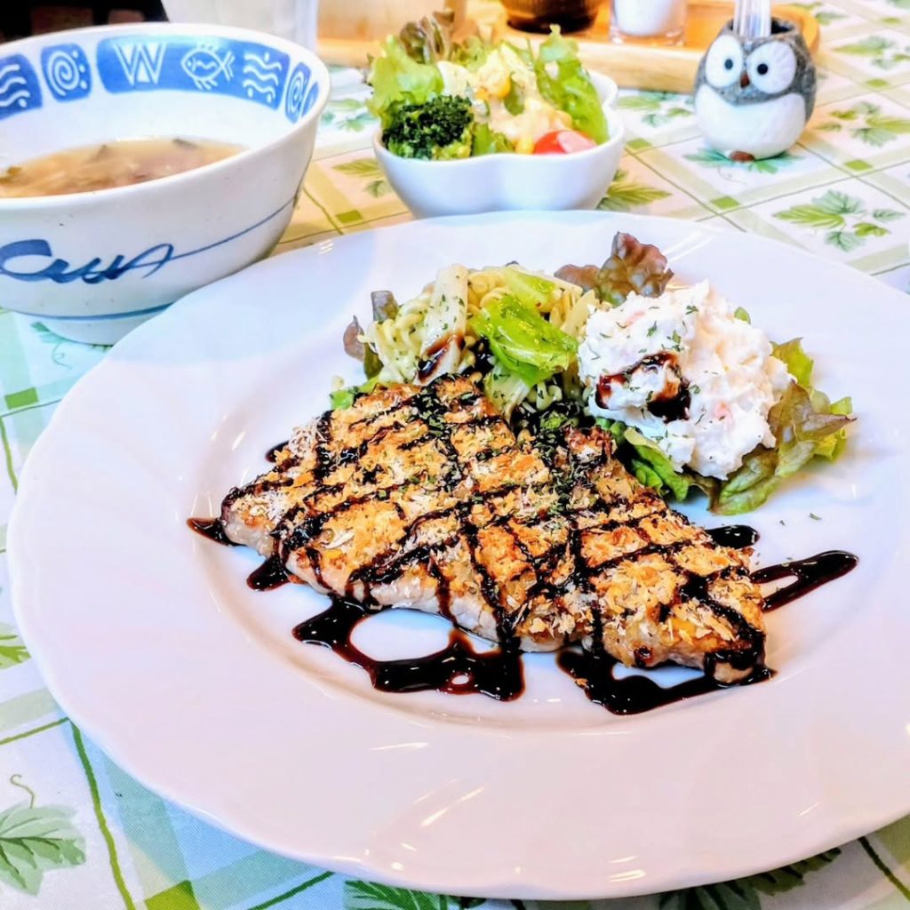 トラットリア カーサ ヴェルデのポークロースのマスタードパン粉焼き