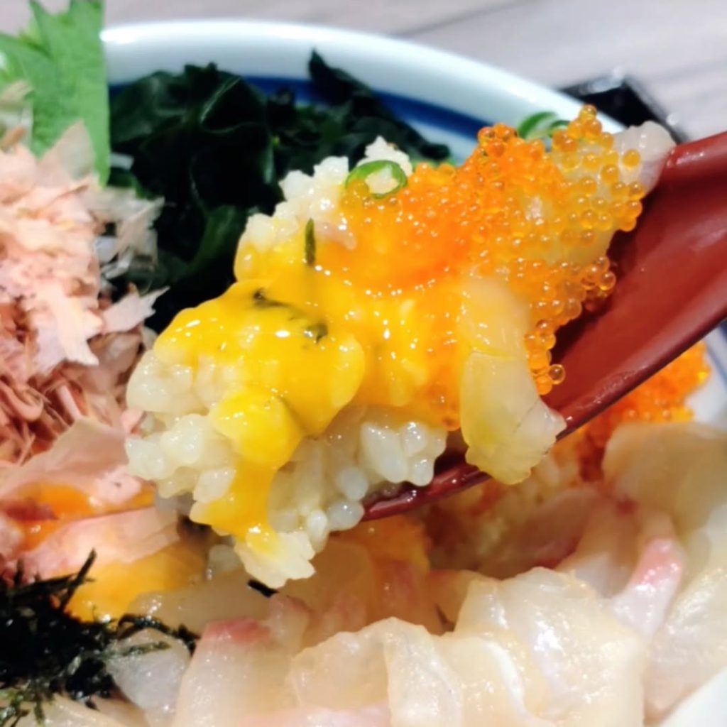京都寺町 鯛めし槇の丼のとびこ