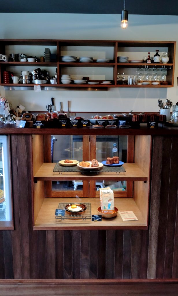 -76cust - 京都市役所前ランチめぐり Méton 店内