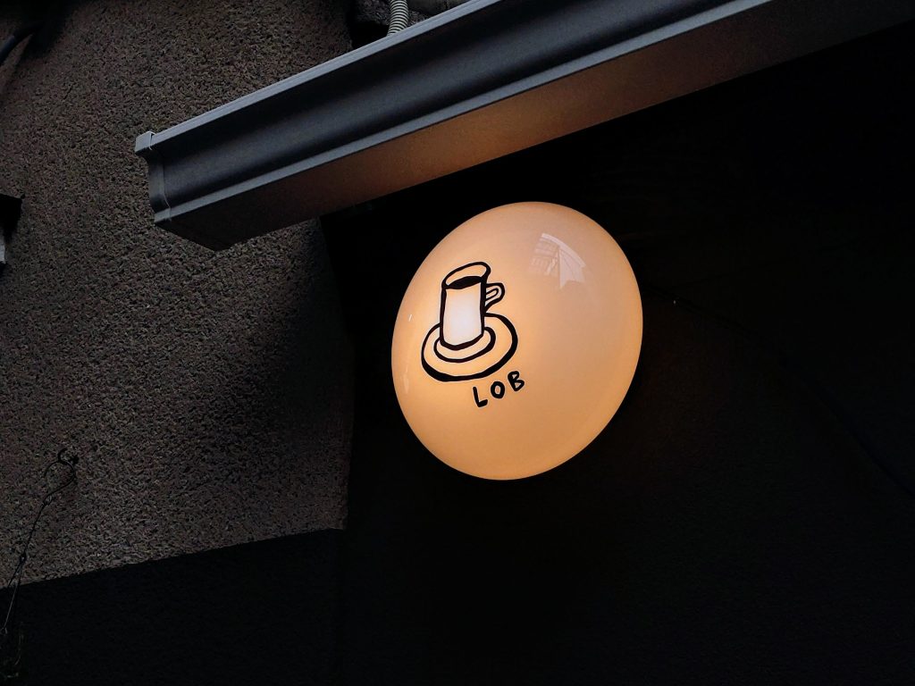 LOB COFFEE HOUSE 看板