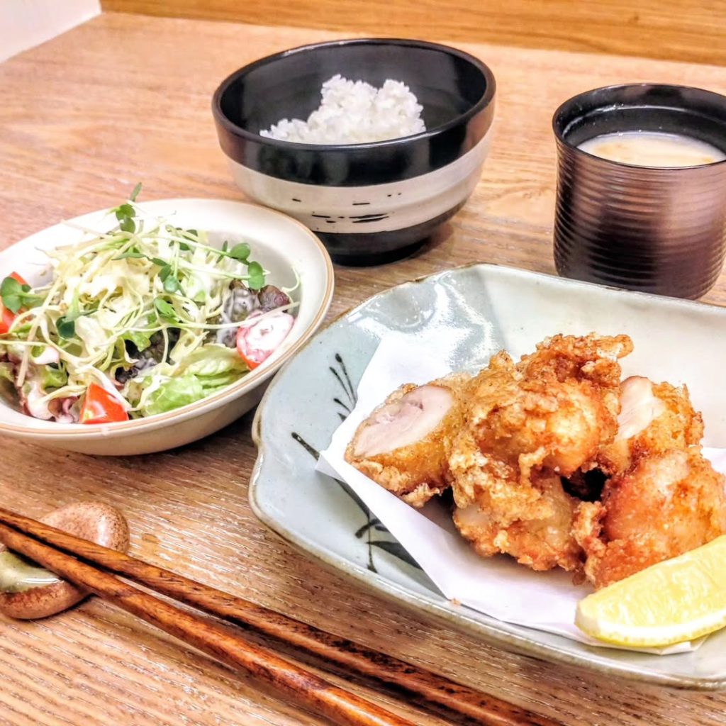 ちょこっと 色々旨いもん 色の日替わりランチ - 京都市役所前ランチめぐり ちょこっと 色々旨いもん 色の日替わりランチ