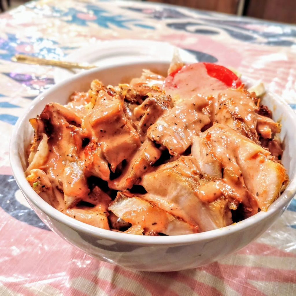 先斗町ケバブのライスとチキンケバブ