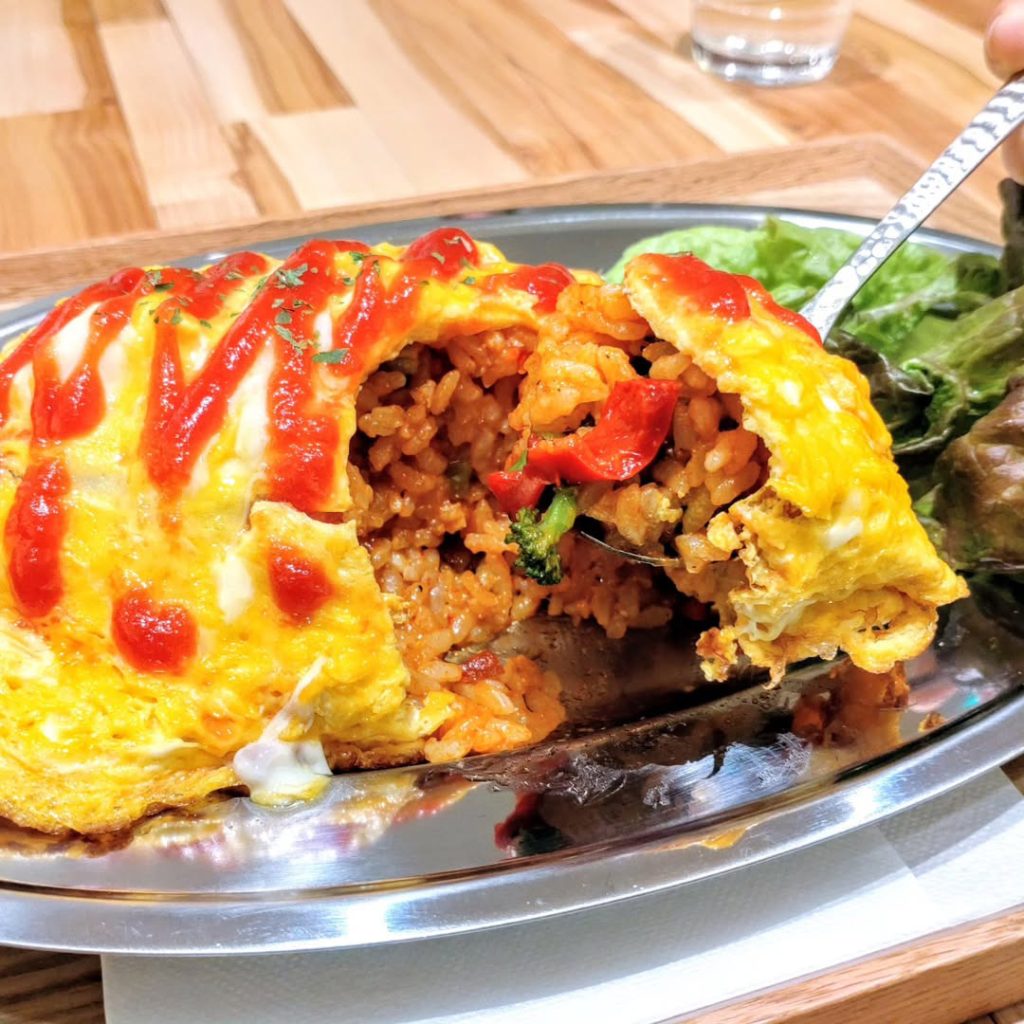 菓寮 伊藤軒 高島屋京都店の具がたっぷりオムライス - 京都市役所前ランチめぐり 菓寮 伊藤軒 高島屋京都店の具がたっぷりオムライス