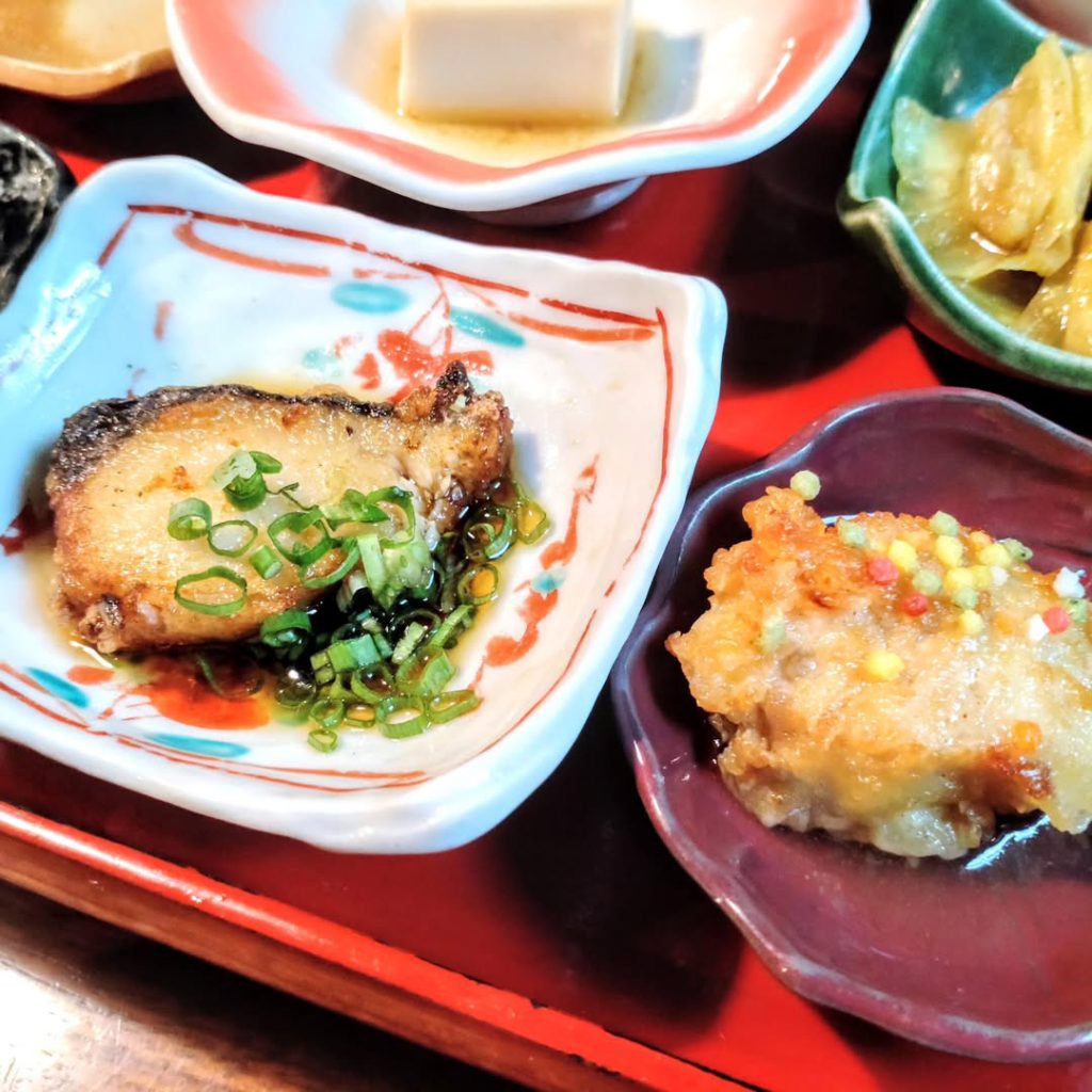 みます屋 おくどはんの魚と肉のメイン