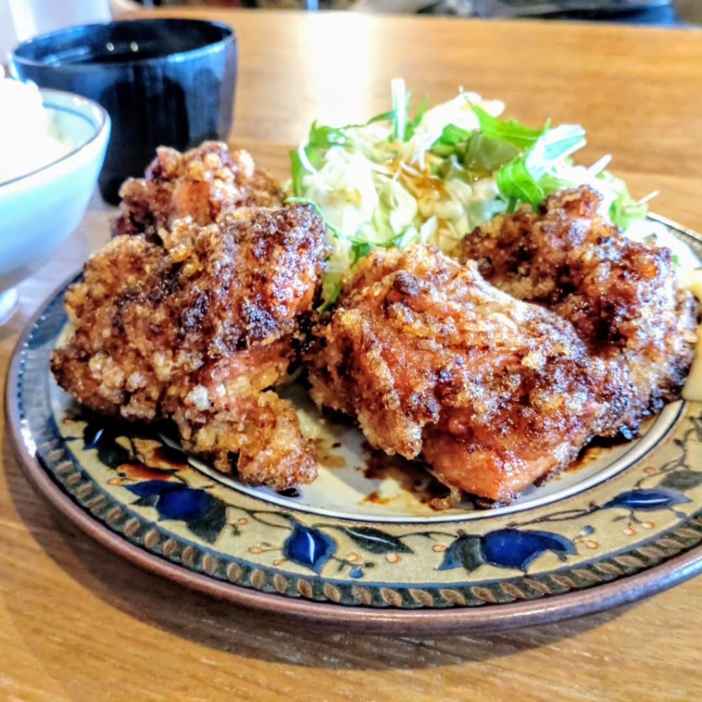ジャングルケイブの鳥の唐揚げ - 京都市役所前ランチめぐり ジャングルケイブの鳥の唐揚げ