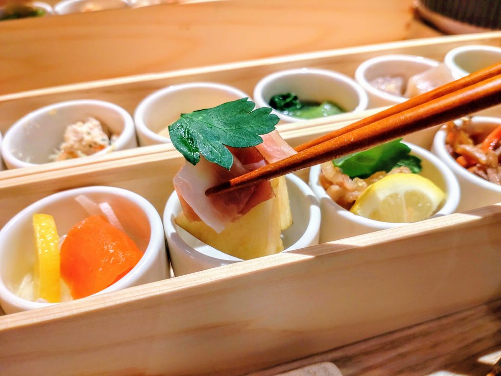 ISOLA 16種類の彩り御膳 おばんざい