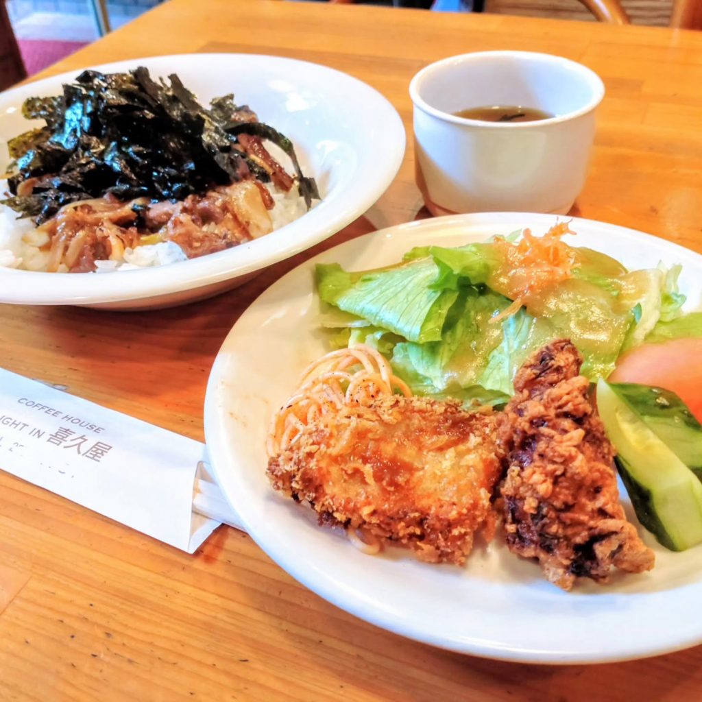 フライトイン喜久屋の名物ランチ