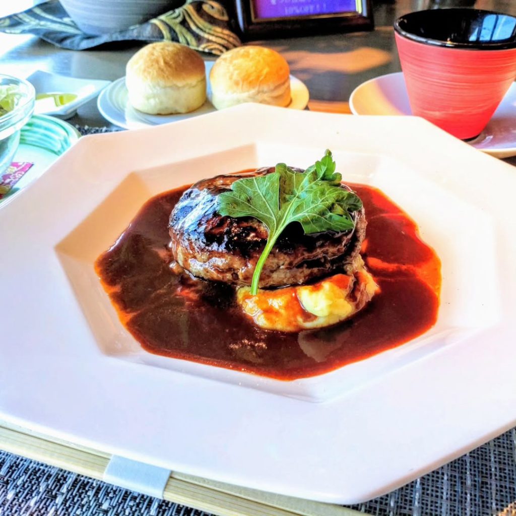 和フレンチ＆BAR ル ウブロの和フレンチハンバーグ