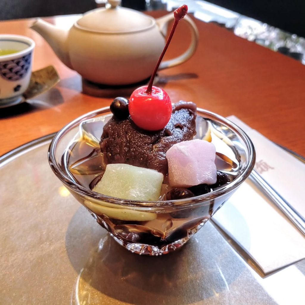 甘味処 月ヶ瀬 堺町店のあんみつ