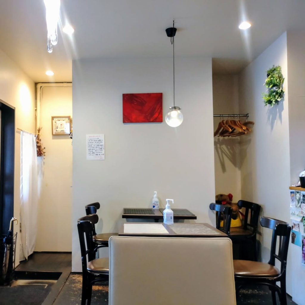 Bistro Verjus（ビストロ ヴェルジュ）の店内のテーブル席