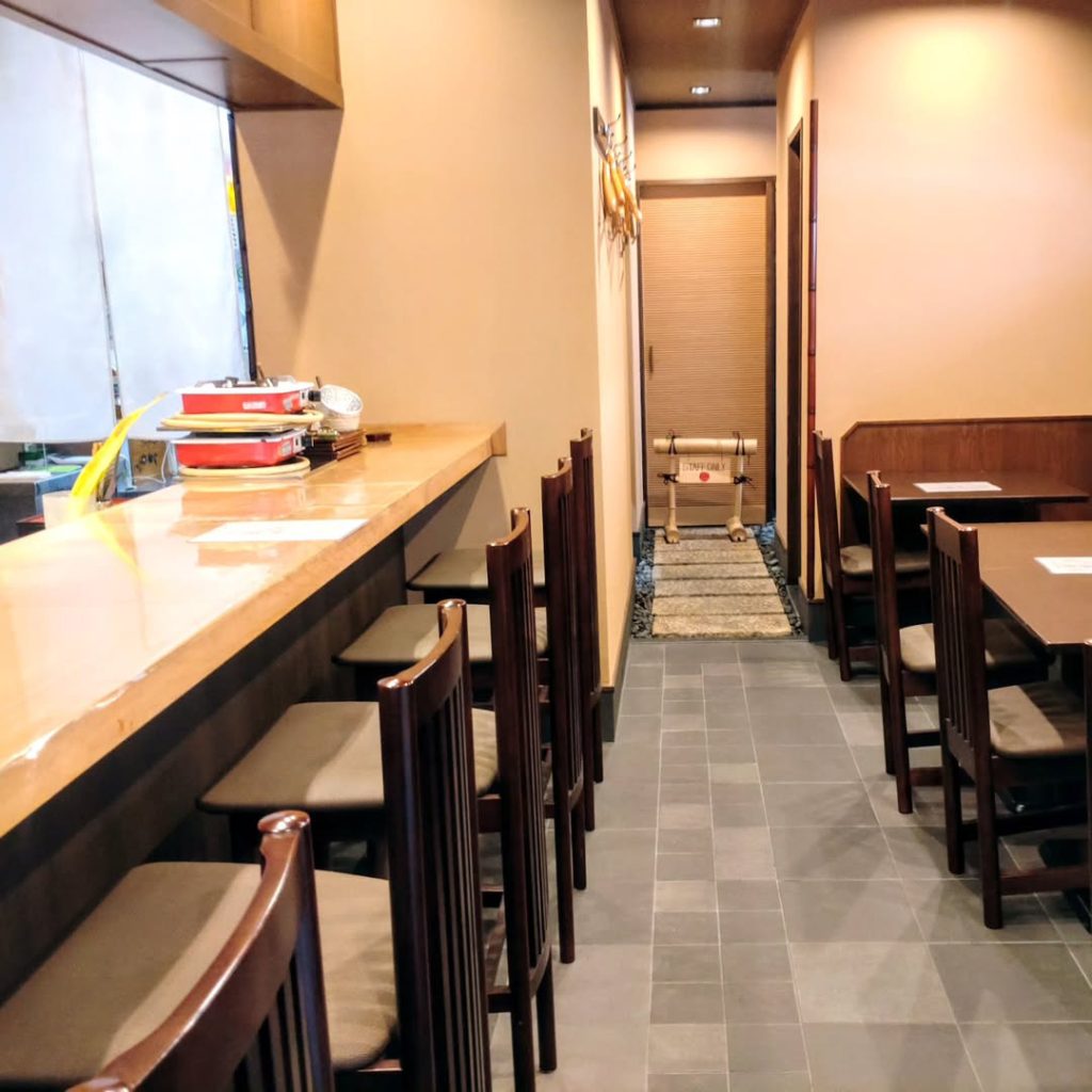 柳家の店内 - 京都市役所前ランチめぐり 柳家の店内