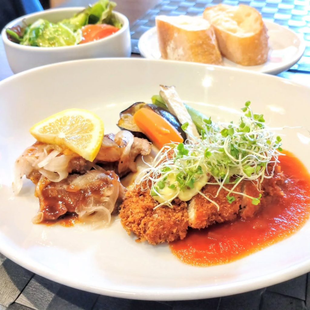 Bistro Verjus（ビストロ ヴェルジュ）の胸肉のカツ