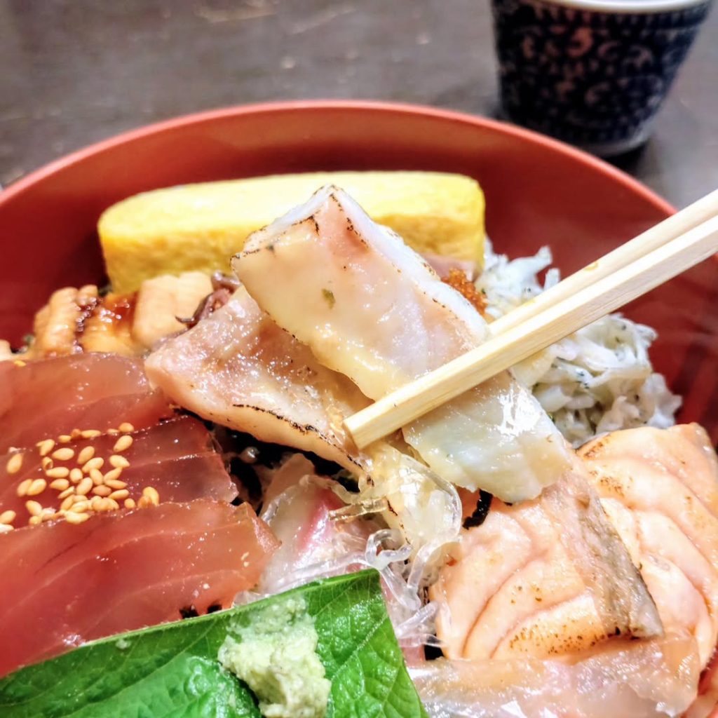 柳家の炙り鯛と炙りサーモン - 京都市役所前ランチめぐり 柳家の炙り鯛と炙りサーモン