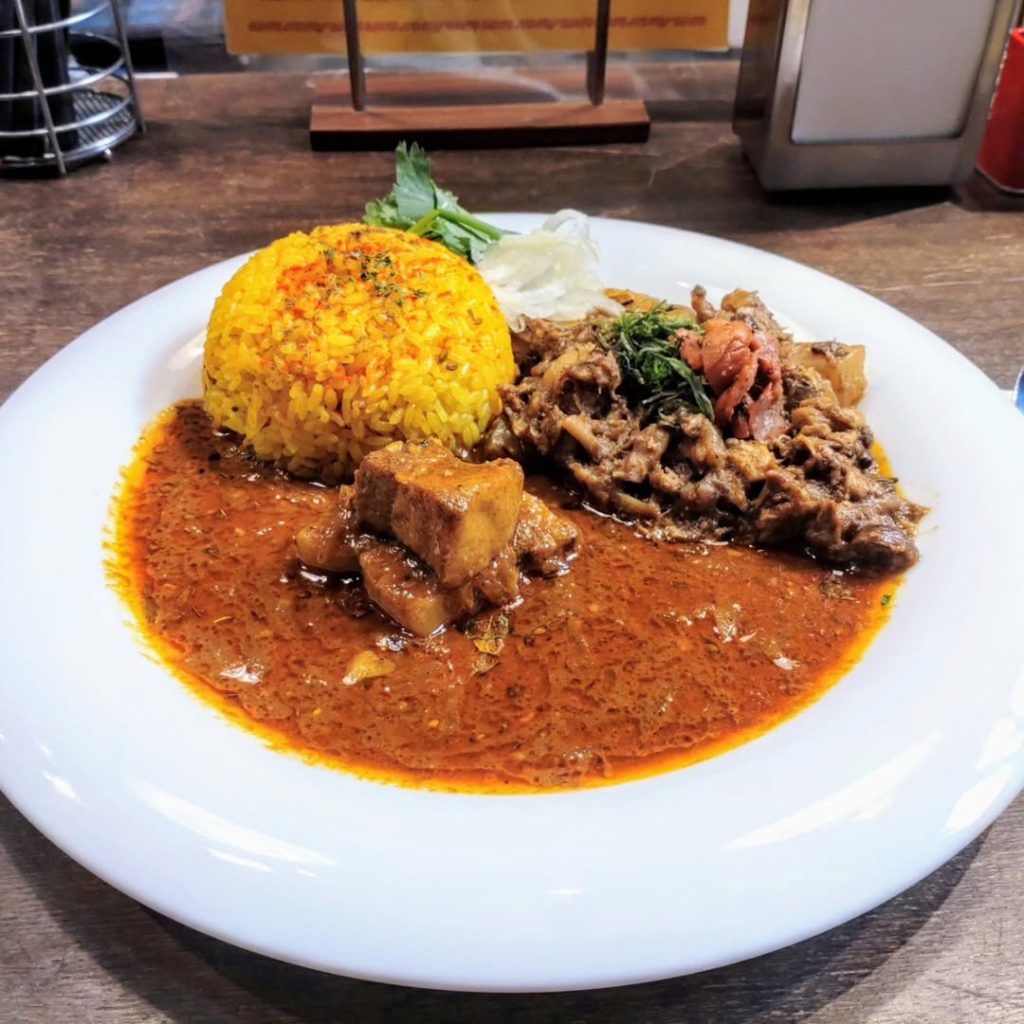 SPICE IN MY HEADのカレー2種盛り - 京都市役所前ランチめぐり SPICE IN MY HEADのカレー2種盛り