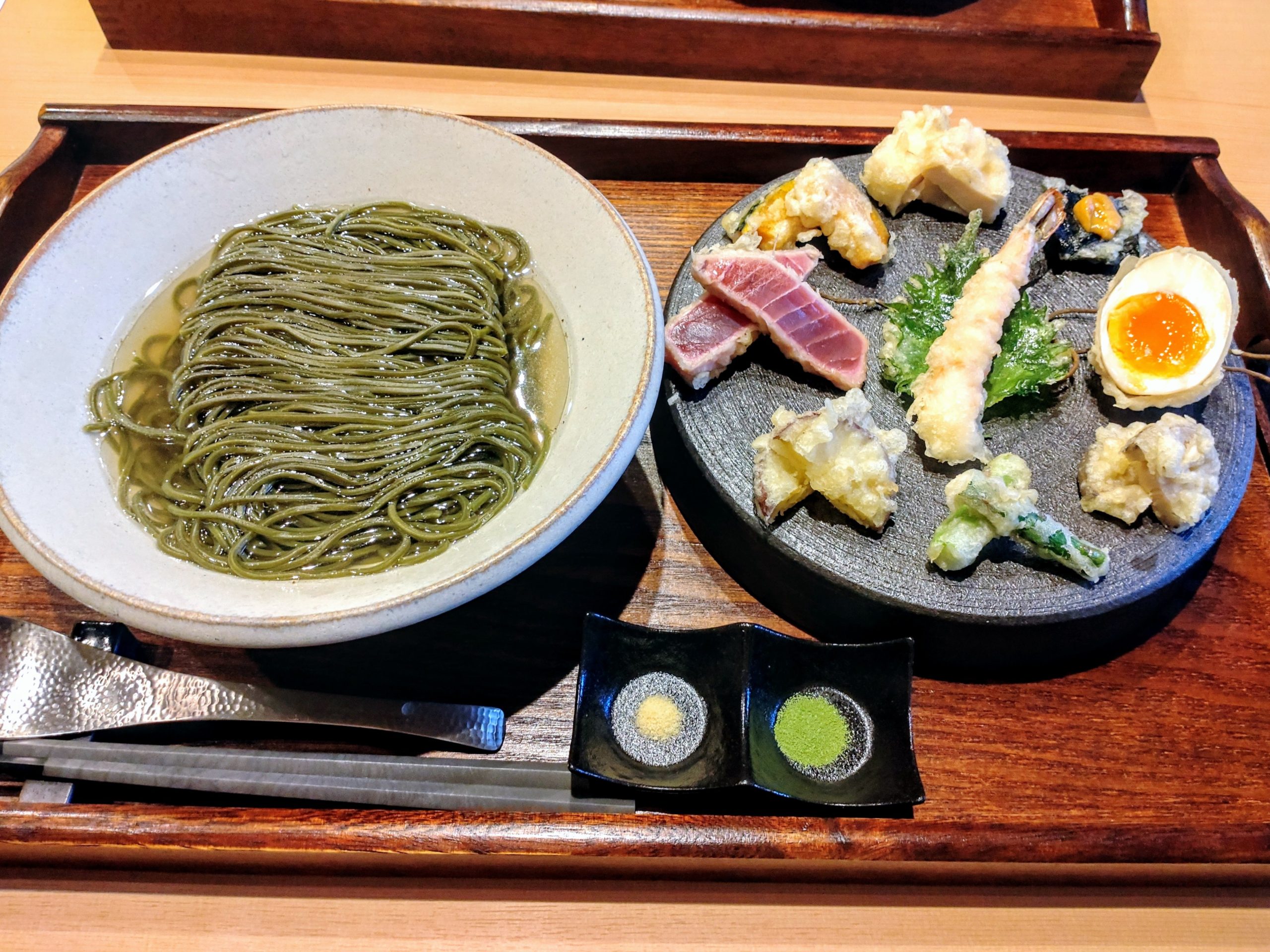 祇園の細路地で楽しむ天麩羅とラーメンの新体験「葵洛-KIRAKU-」2025年5月7日オープン！