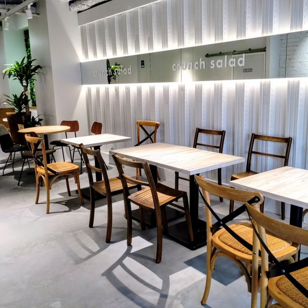crunch salad（クランチ サラダ）の店内