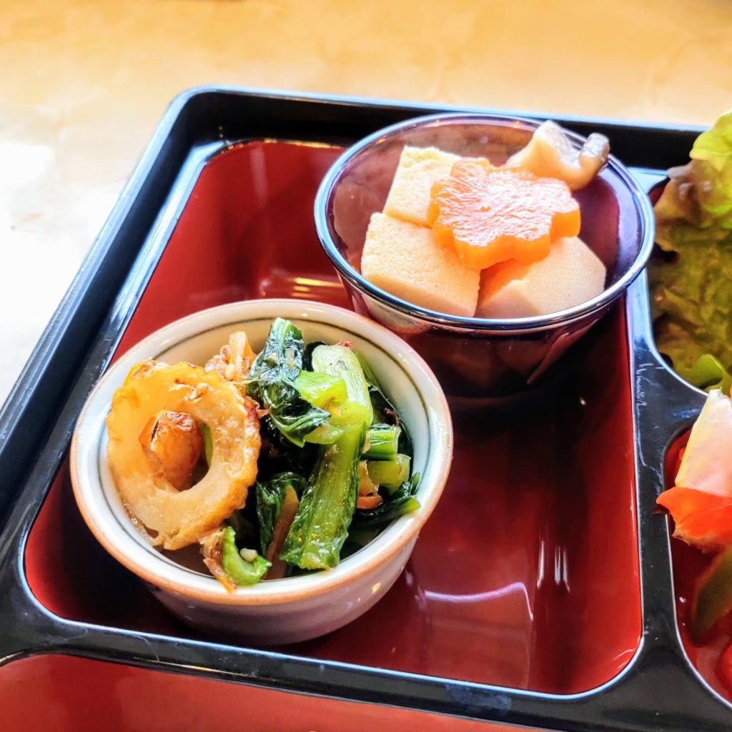 ゴハンカフェ ひつだんやのランチのおばんざい