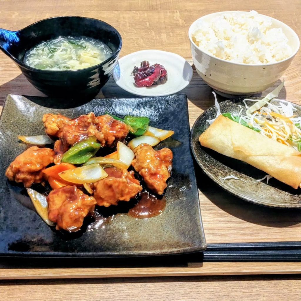 おいしい中華宇霖（うりん）の酢豚定食