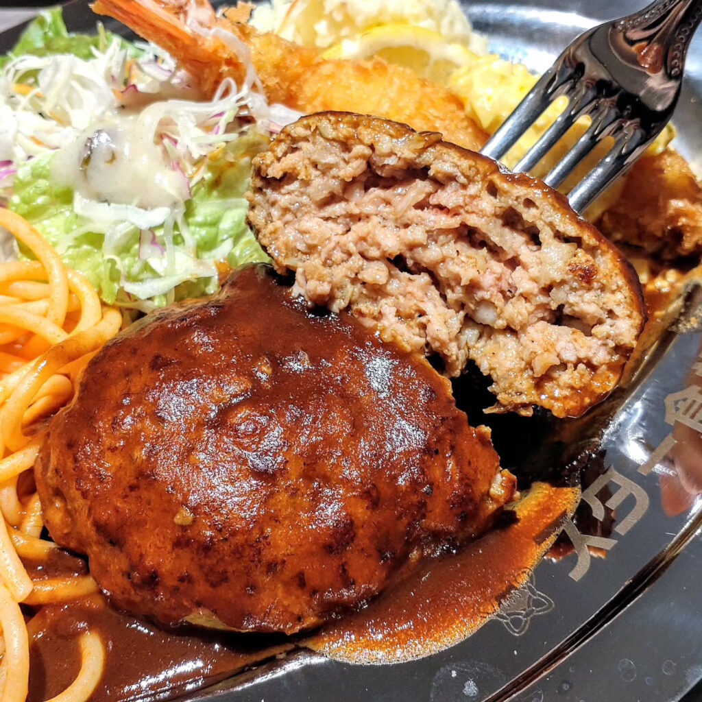 京都洋食 スター食堂 烏丸分店のハンバーグ