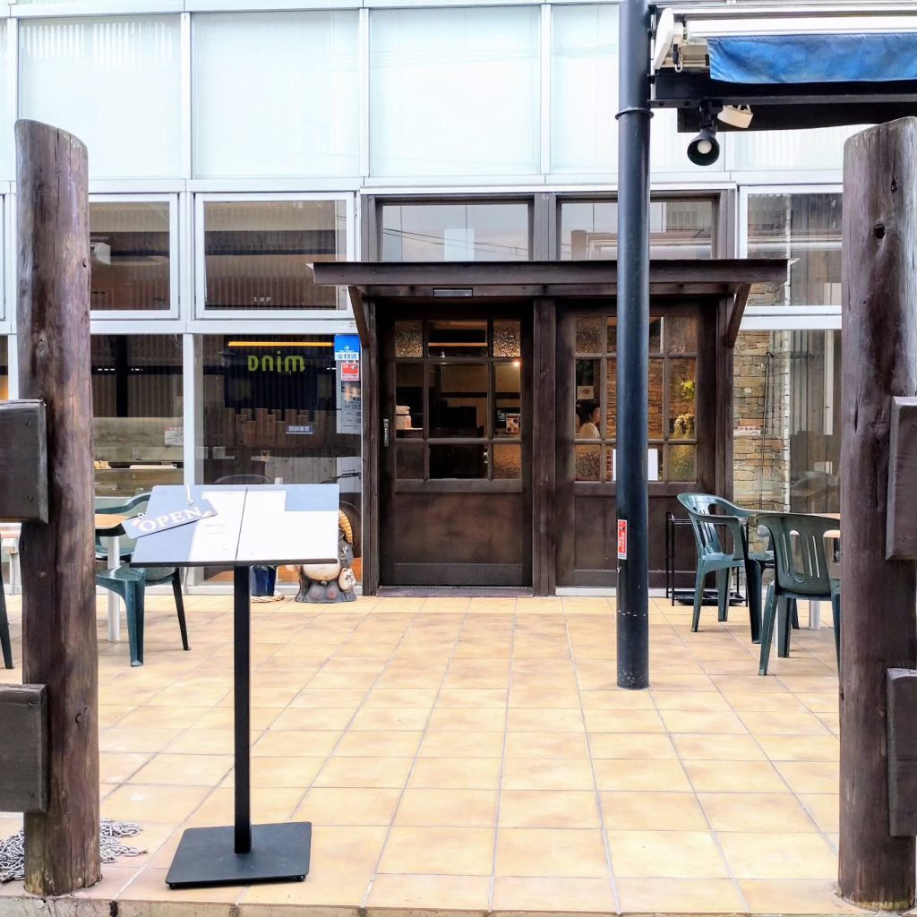 カフェ アレンヌのお店の外観