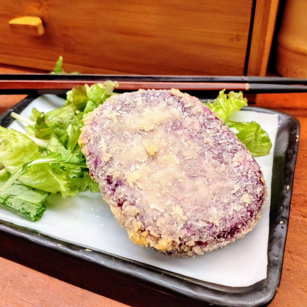 焼鳥 かなざわ 六角店の紅芋コロッケ