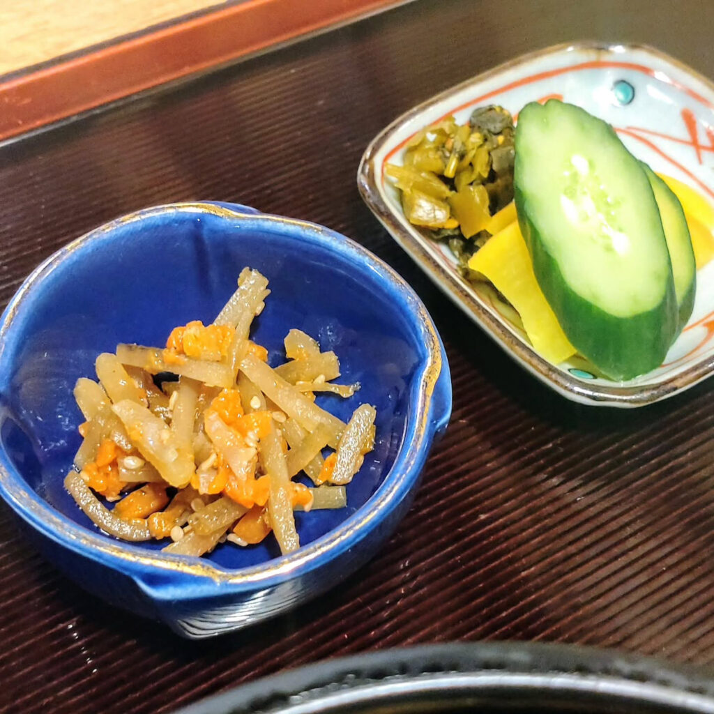 本家 田毎 三条本店の定食の小鉢