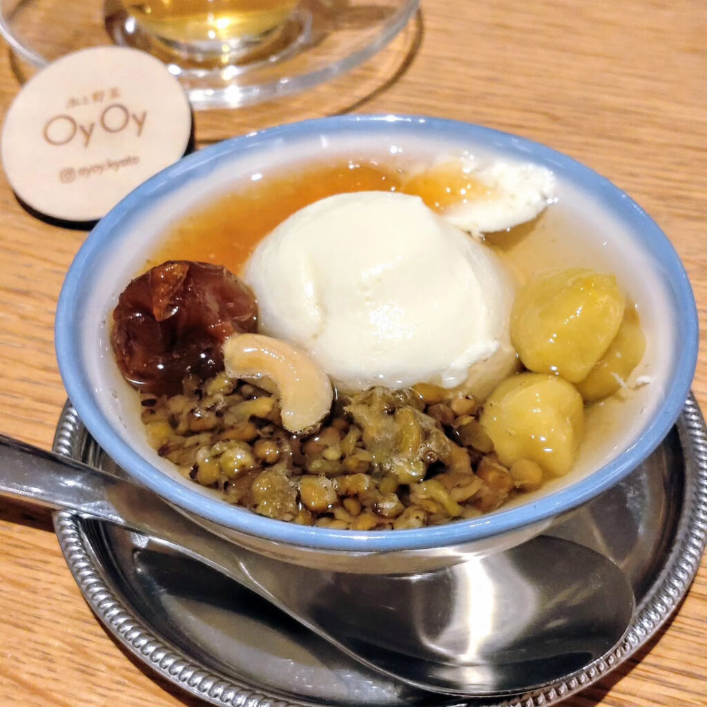 本と野菜 OyOy（おいおい）のデザート