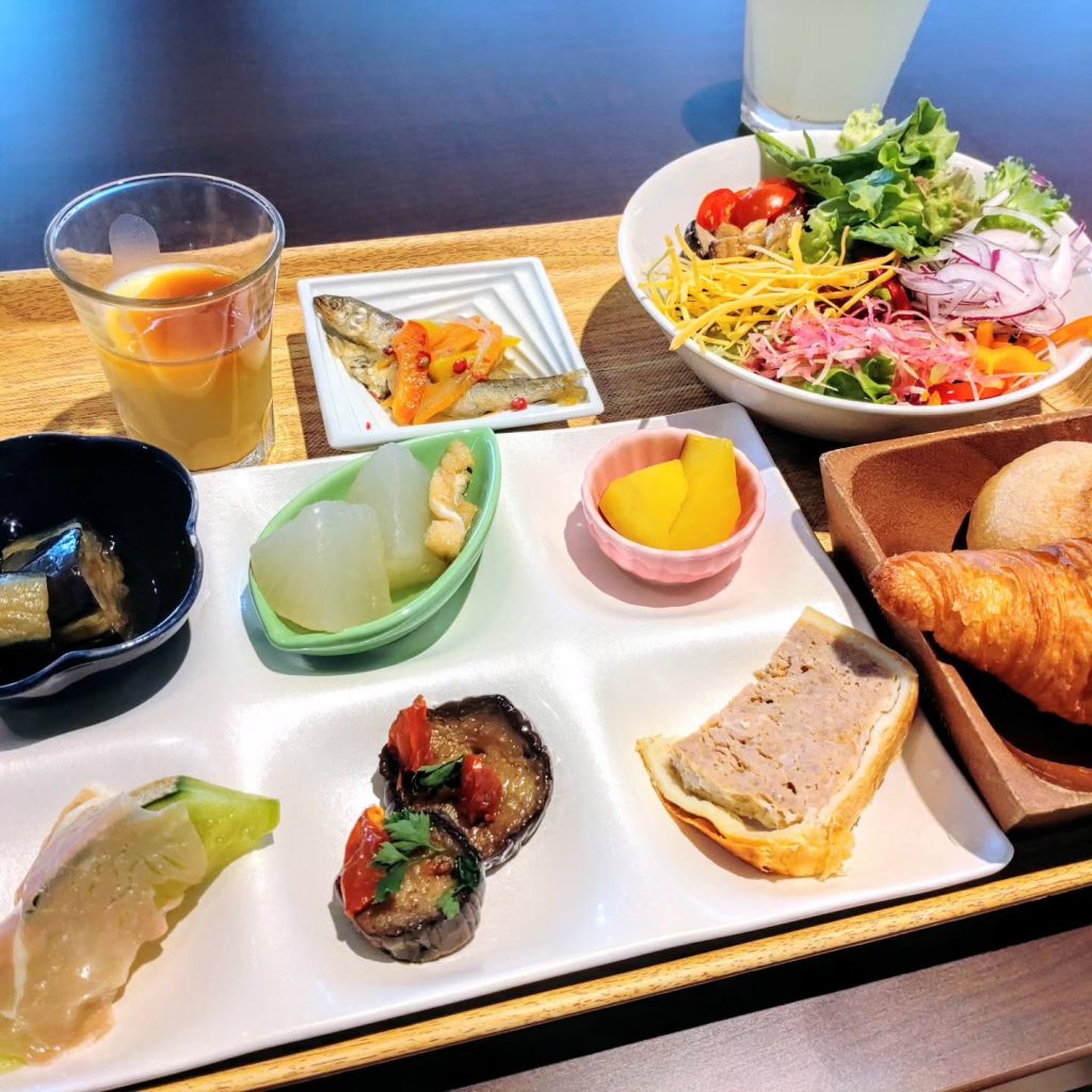 カフェ アレンヌのハーフビュッフェ