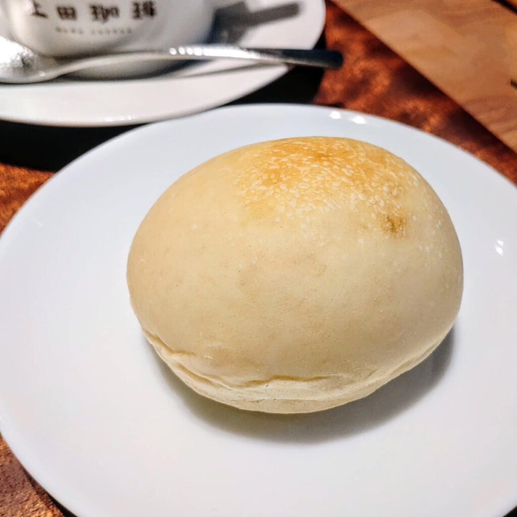 上田珈琲 京都祇園店の米粉ロール