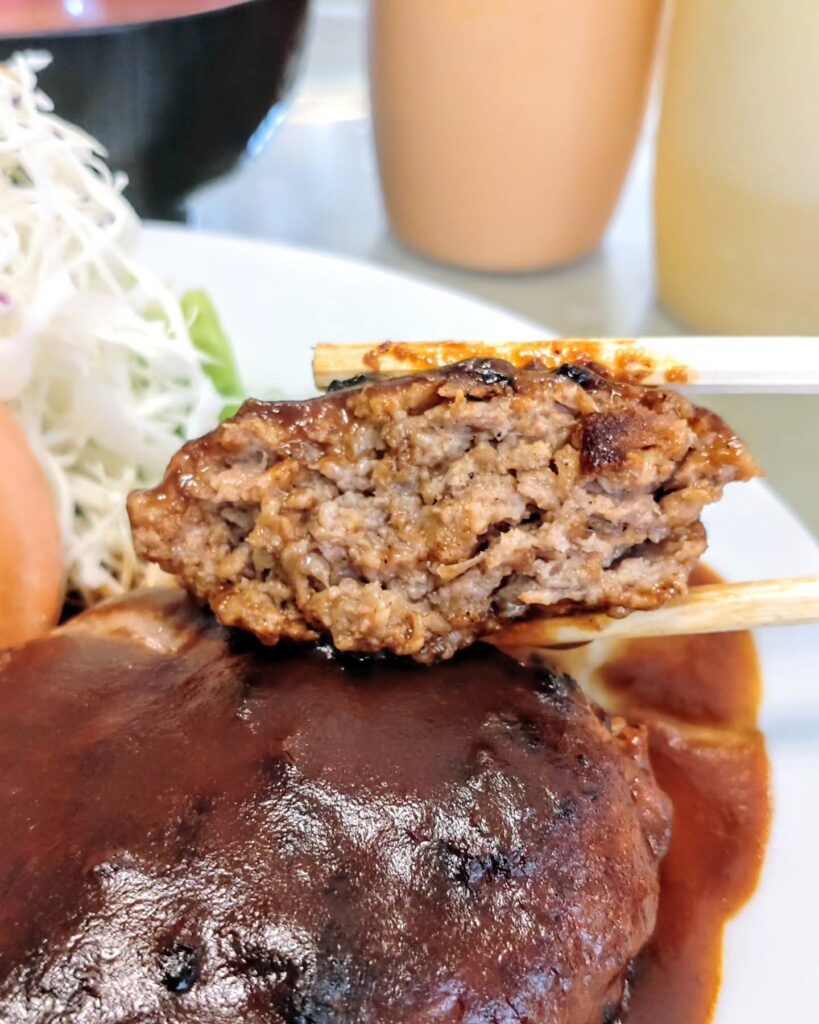 サラダハウス セラビのハンバーグ