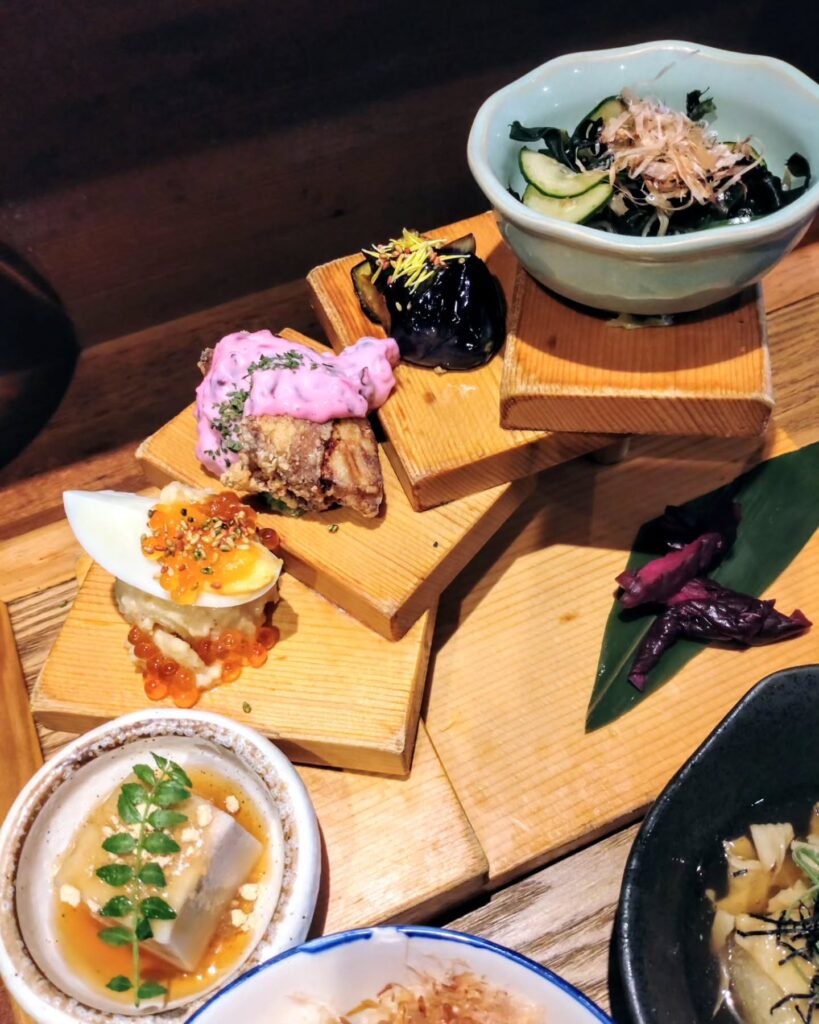 農家野菜 ふたご家 京都先斗町店の５種類のおばんざい