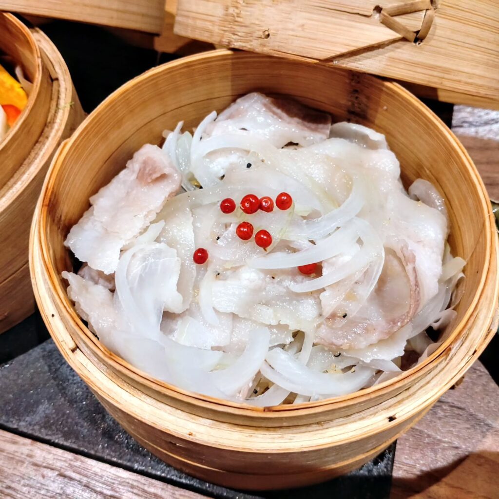 健康CAFE BAL からだにシンプルの豚塩ダレのせいろ