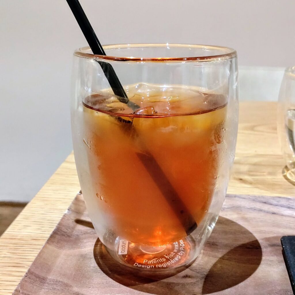 健康CAFE BAL からだにシンプルの定食のドリンク