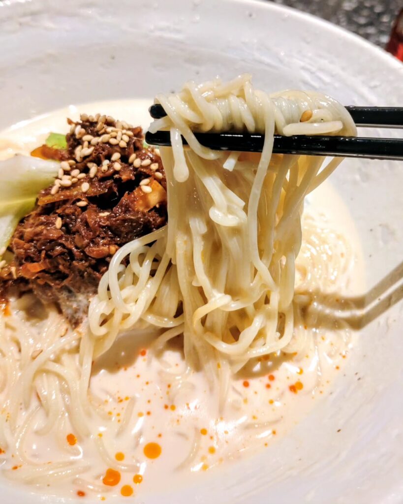 鯛めし 鯛そば 鯛やの冷やし鯛担々麺の麺
