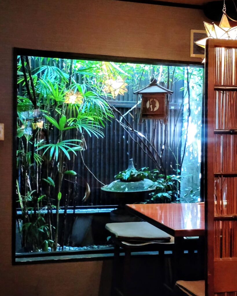 みまでり 間之町の中庭