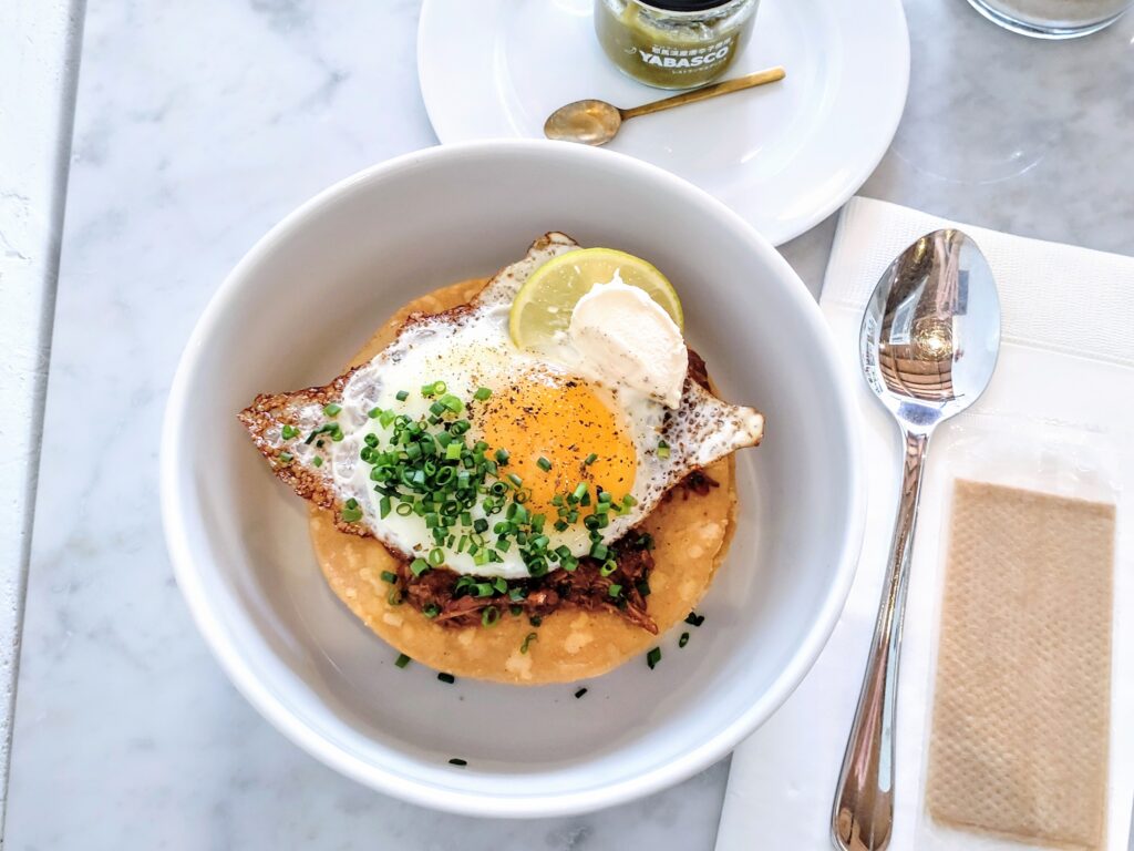 ROBYN ウエボスランチェロス