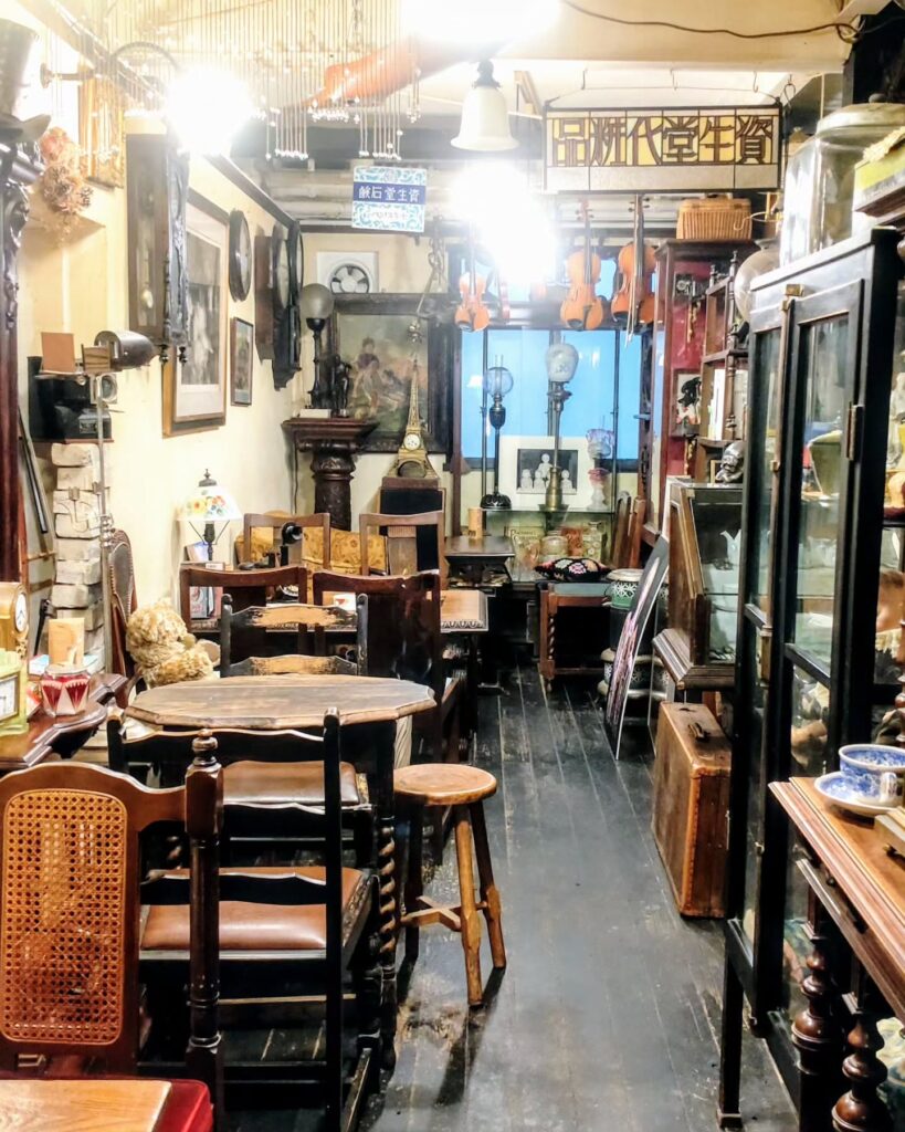 wright商會（ライトしょうかい） 三条店の店内