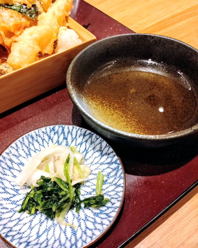 天ぷら 天寅 新風館店の天つゆ