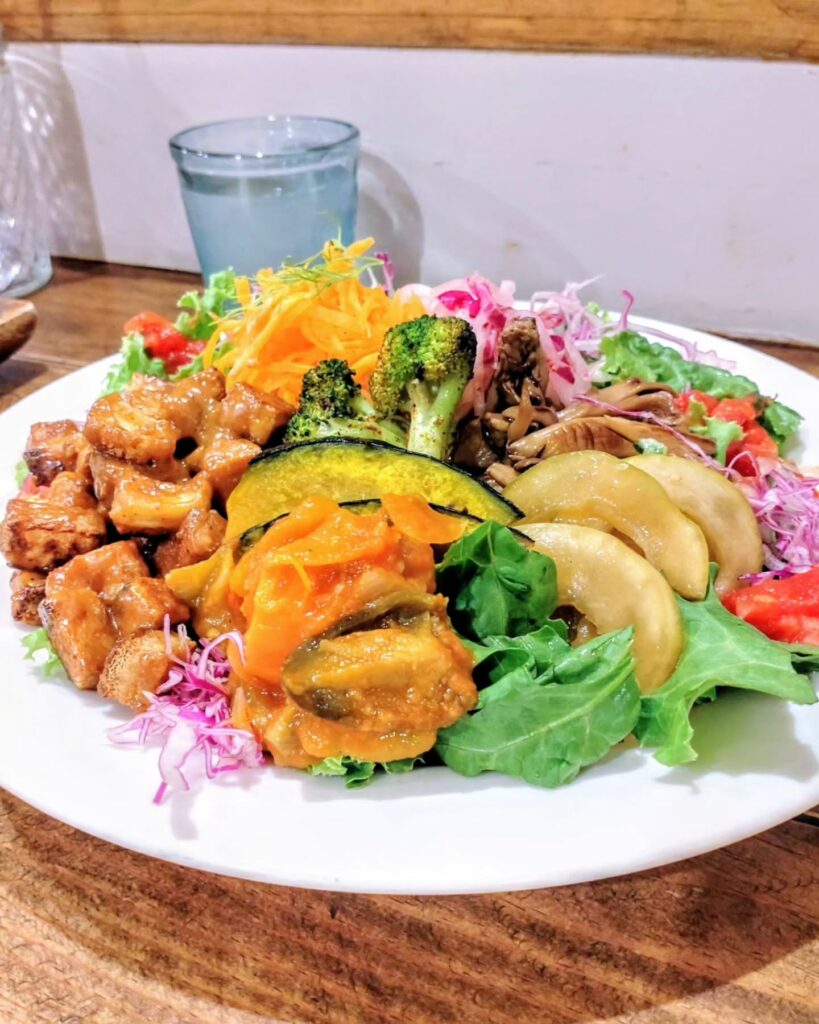 Vegginy（ベジニー）のヘルシーサラダボウル