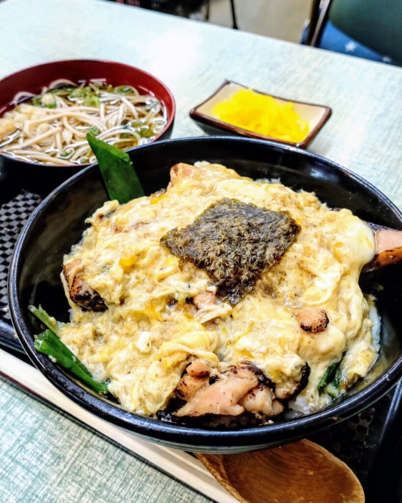 生そば 常盤の親子丼と蕎麦