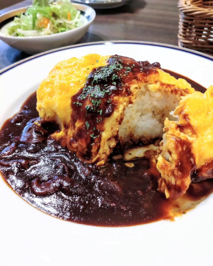 MARUZEN cafe(マルゼン カフェ) 京都店の早矢仕オムライスの中身のごはん - 京都市役所前ランチめぐり MARUZEN cafe(マルゼン カフェ) 京都店の早矢仕オムライスの中身のごはん