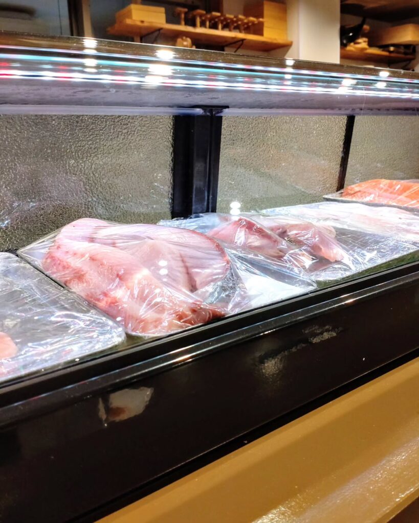 寿司処 しまや はなれ⁡の市場直送のネタ