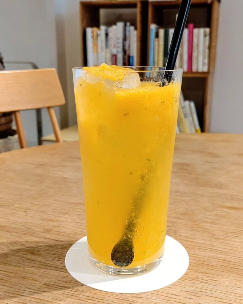 HIROBAの自家製フルーツソーダ